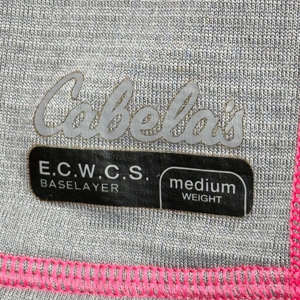 Cabelas Womens Baselayer Shirt Medium Weight Size Small Gray Black Pink Stitch - Picture 2 of 12